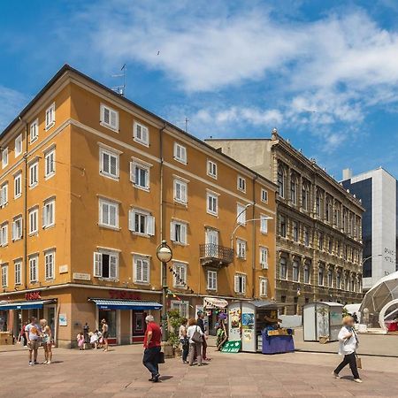 Apartment Juna Rijeka Exteriör bild