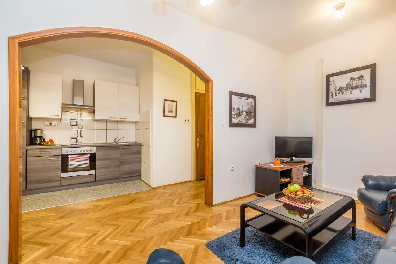 Apartment Juna Rijeka Exteriör bild
